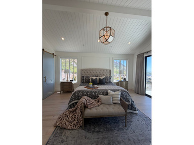This beautiful home is in one of the most exclusive - photo 41