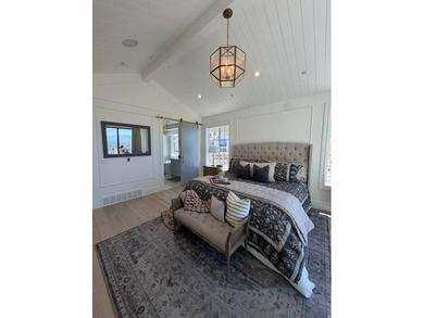 This beautiful home is in one of the most exclusive - photo 42