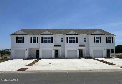Welcome to the smart home of your dreams in beautiful Wilmington - photo 2