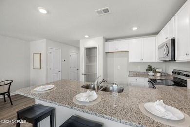 Welcome to the smart home of your dreams in beautiful Wilmington - photo 8