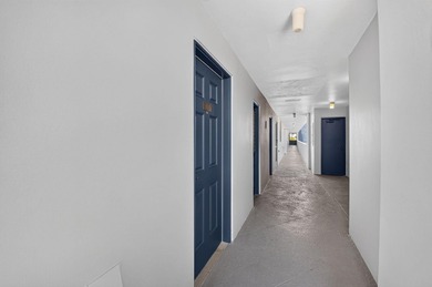 Rare opportunity to reimagine this spacious 4th-floor residence - photo 2