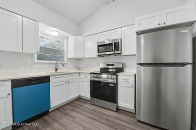 Move right into this beautifully renovated home in the desirable - photo 7