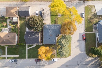 Just Listed in South Milwaukee! Fall in love with this - photo 14