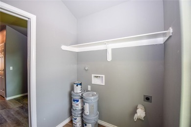 Move in ready!! Welcome to this new construction home offering - photo 20