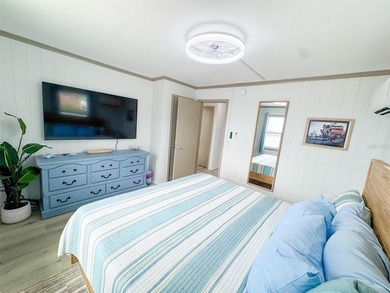 Own one of Treasure Island's rarest beachfront compounds - photo 46