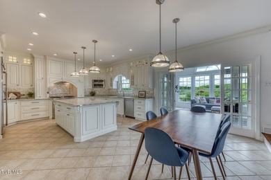 Luxury Estate Living in The Ridges- Discover one of the most - photo 14