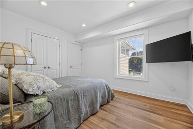 Perfectly positioned just a short distance from pristine - photo 18