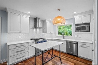 Welcome to 1023 Buckingham, a 1958-built 4-bedroom, 2.1-bath - photo 7