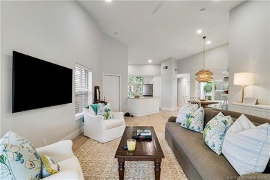 Seller motivated! Look no further-this meticulously maintained - photo 9