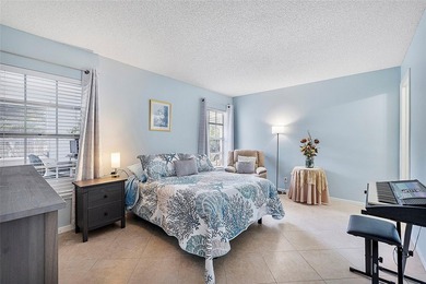 Welcome to your dream home! Fully remodeled 2/2 villa, in the - photo 10