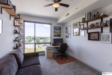 Charlie Sutton, M: , charlie.sutton,   - Live the luxury