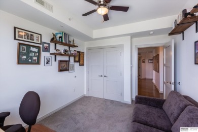 Charlie Sutton, M: , charlie.sutton,   - Live the luxury