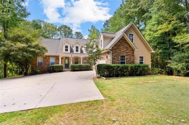 Lake Home For Sale in Sharpsburg, Georgia