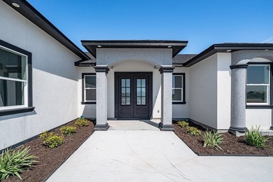 New custom home on a quiet cul-de-sac across from Copano Bay! - photo 2