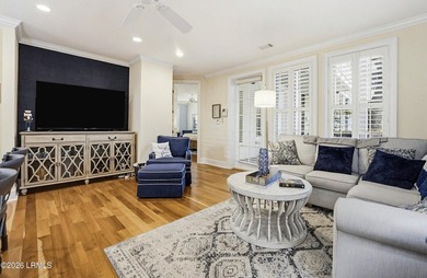 Luxury Lady's Island condominium in the highly sought-after - photo 12