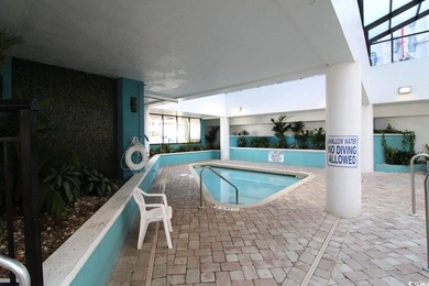 This studio unit at the Landmark Resort has an unobstructed - photo 17