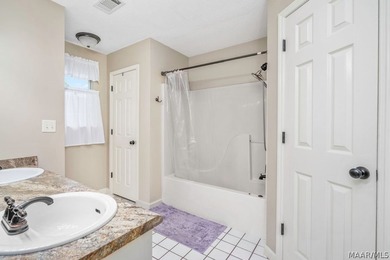 A tranquil escape, nestled on almost an acre of picturesque land - photo 20