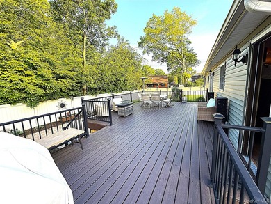 Welcome to Heston Road - a charming Long Island home nestled on - photo 24