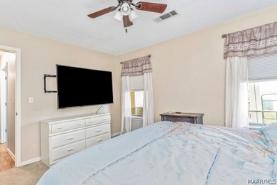 A tranquil escape, nestled on almost an acre of picturesque land - photo 25