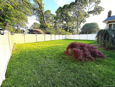 Welcome to Heston Road - a charming Long Island home nestled on - photo 30