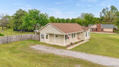 A tranquil escape, nestled on almost an acre of picturesque land - photo 31