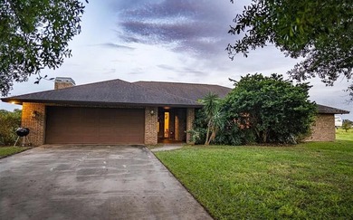 Alligator Lake - Osceola County Home For Sale in ST Cloud Florida