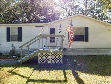 Welcome home to peaceful country living! Escape to the relaxed - photo 3