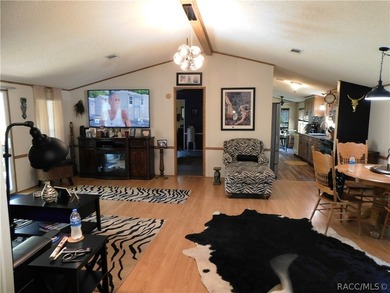 Welcome home to peaceful country living! Escape to the relaxed - photo 7