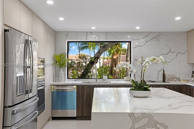 Introducing Villa Shores, a recently fully renovated & - photo 7