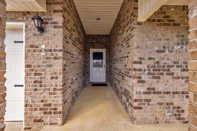 Welcome to 10440 Willow Leaf Drive, a beautifully maintained - photo 8