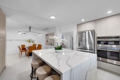Introducing Villa Shores, a recently fully renovated & - photo 10