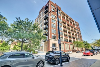Lake Michigan - Cook County Condo For Sale in Chicago Illinois