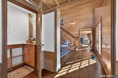 Where New England architecture meets timeless elegance! - photo 10