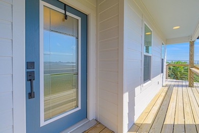Waterfront living on a premier corner lot in Rockport! This - photo 8