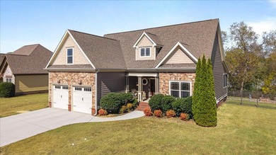Lake Home For Sale in Ooltewah, Tennessee