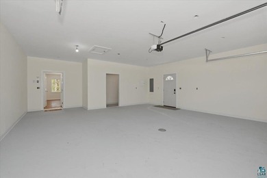 Welcome to 11806 S Heidtke Dr, a stunning new construction home - photo 24