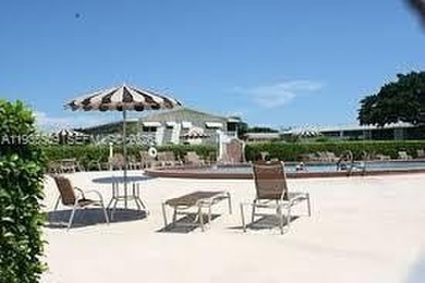 This lovely 1-bedroom, 1-bath residence in the sought-after