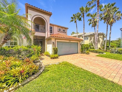 Spectacular, former model, POOL home in the exclusive community - photo 5