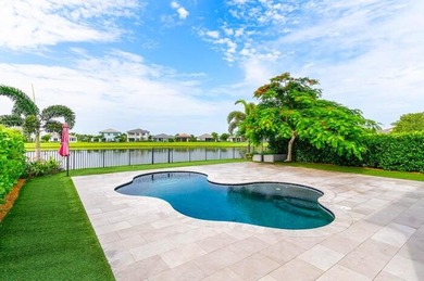 Lakefront living with a private heated saltwater pool in the - photo 6