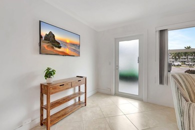 STUNNING RENOVATED! FIRST FLOOR WATERVIEW! Sparkling! Newly - photo 3