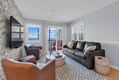 Live the coastal dream in this beautifully refreshed 3BR 2.5BA - photo 11