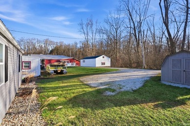 Welcome to effortless lake living on beautiful Big Barbee Lake - photo 11
