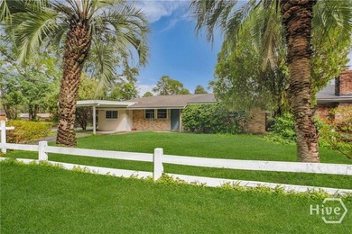 Your Home Search Ends Here! This charming 3-bed, 1.5-bath home - photo 1