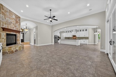 One of the largest Single-Story custom homes in Lantana's - photo 11