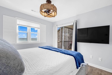 Live the coastal dream in this beautifully refreshed 3BR 2.5BA - photo 14