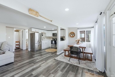 Welcome to effortless lake living on beautiful Big Barbee Lake - photo 15