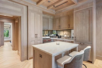 Live the Palm Beach lifestyle in this fully furnished, designer - photo 17