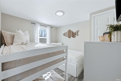 Welcome to effortless lake living on beautiful Big Barbee Lake - photo 29