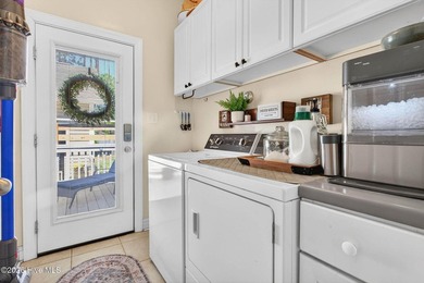 UNICORN PROPERTY ALERT! Rare opportunity to own a private, fully - photo 35