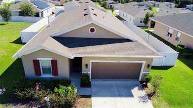 Lake Harris Home For Sale in Leesburg Florida